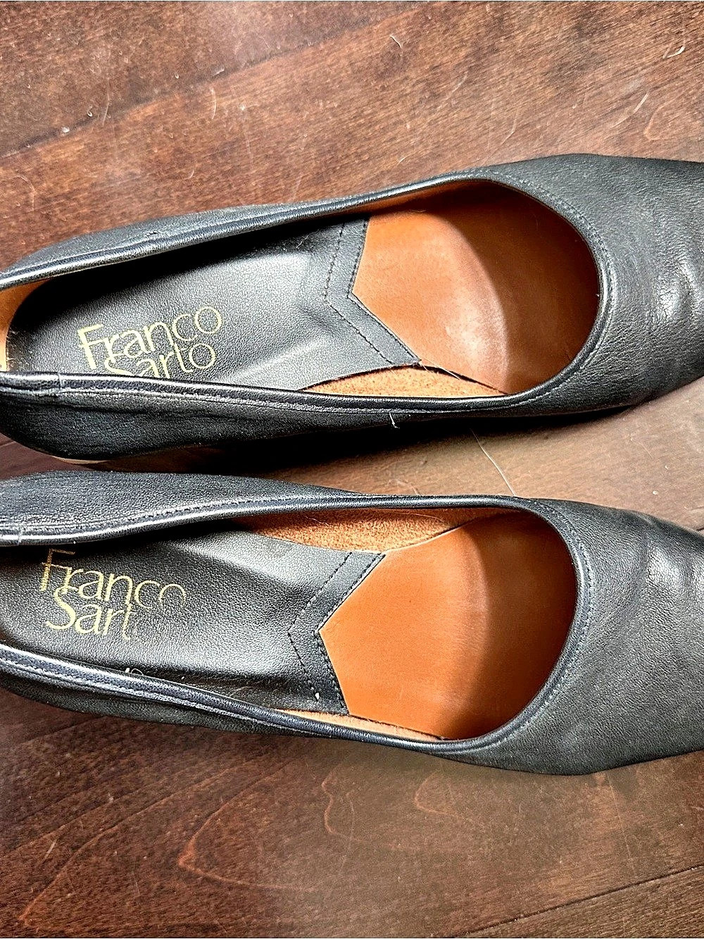 Franco Sarto Women's Black & Brown Block Heel Pumps - Picture 4 of 6